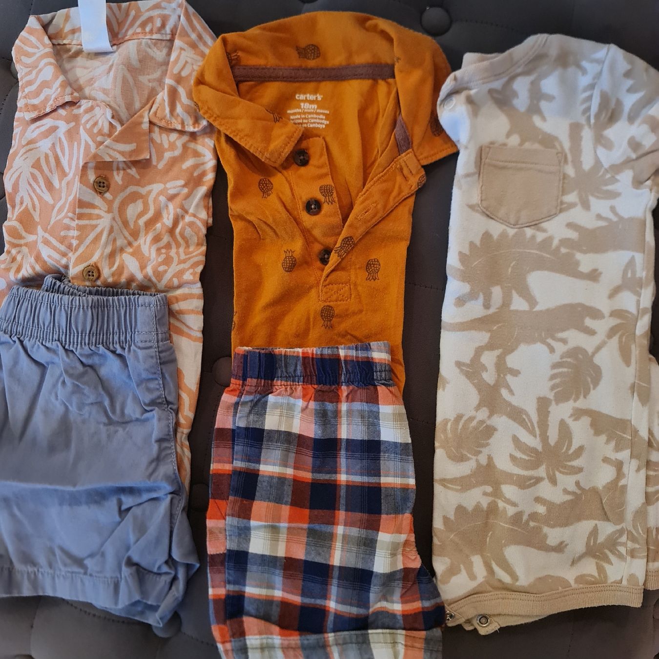 Carter's Kleiderpakete & -sets: Sommer Kleider Set Jungen  Gr. 80-86 – Gebraucht aus Noflen BE von vco_hnn7