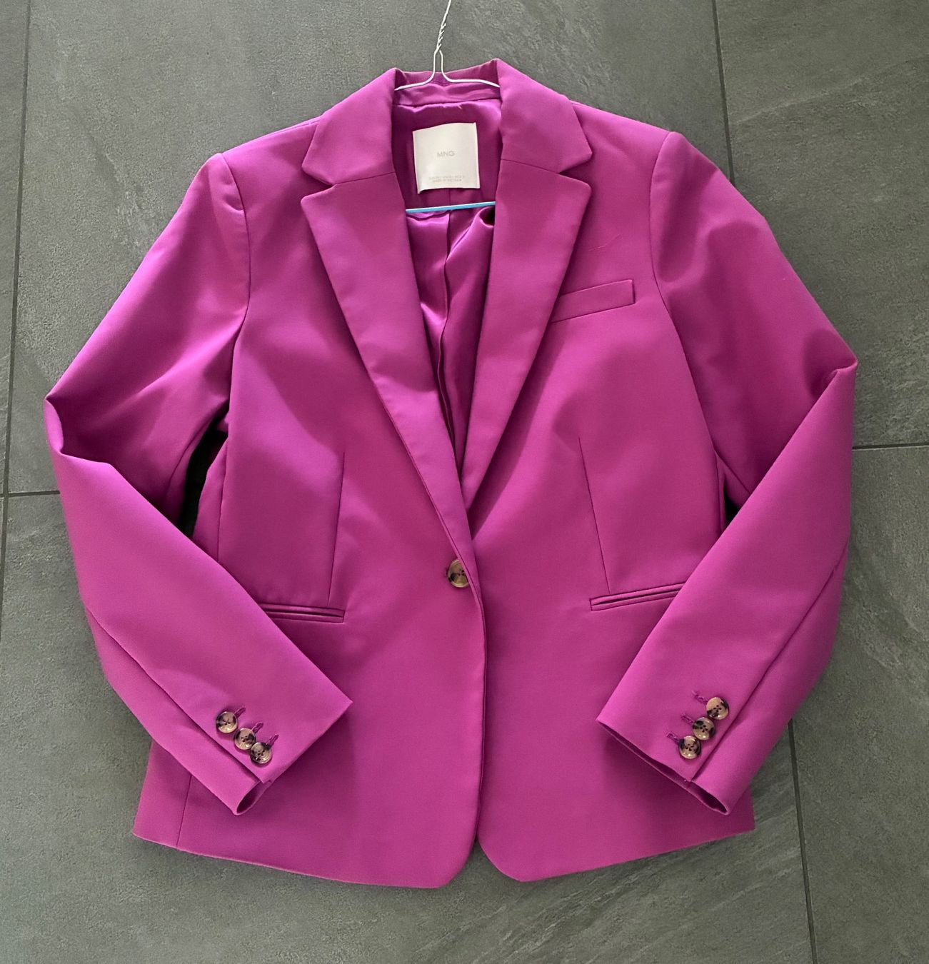 Mango Completi & Tailleur: Wunderbarer Anzug – Nuovo (secondo la descrizione) da Lostorf venduto da lac_g2ry 2