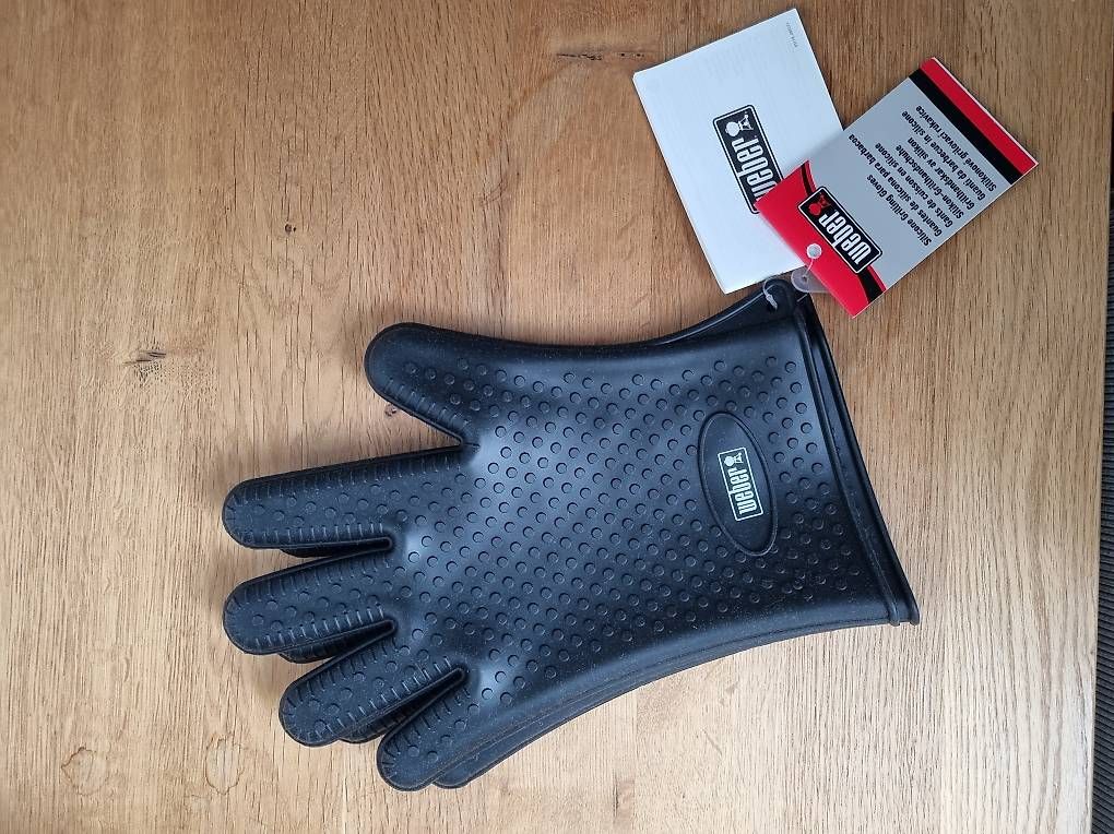 Gants & mitaines : Neue Weber Grillhandschuhe Silikon – D'occasion à Zürich par Awipi 1