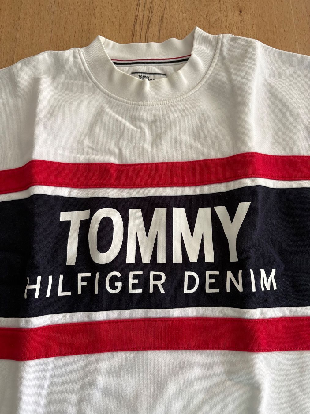 Tommy Hilfiger T-shirt: T-Shirt - Grösse S - Tommy Jeans – Usato da Oberuzwil venduto da jabano 1