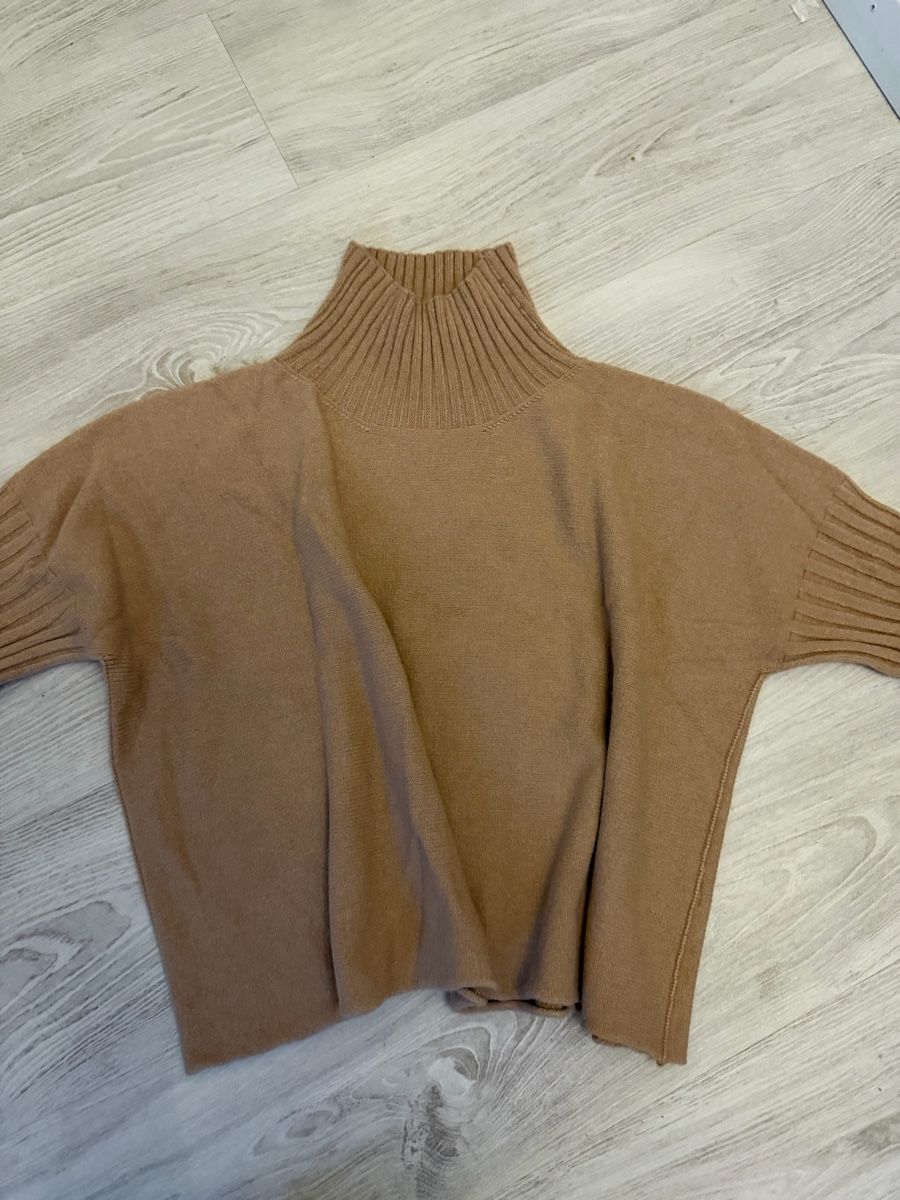 Pullover & Sweatshirts: Kontatto Pullunder – Gebraucht aus Wiesendangen von Jafani 1