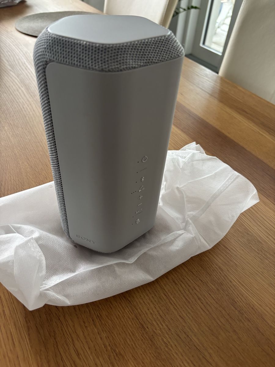 Sony Casse acustiche: Sony SRS-XE300 Wireless Speaker – Nuovo e nell'imballaggio originale da Schafisheim venduto da coregon 2