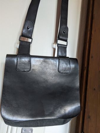 OSKA : Sac noir cuir/toile unisexe lagenlook