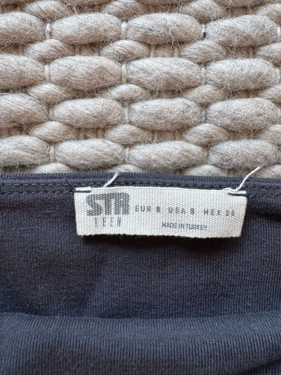 Stradivarius Top: Tube Top – Nuovo (secondo la descrizione) da Ebmatingen venduto da F.Bullet 1