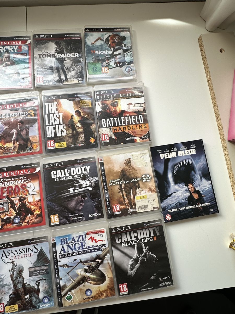 Sony Giochi: Collection de jeux PS3 avec !2 manette – Usato da Brügg BE venduto da haj_9zhk 1