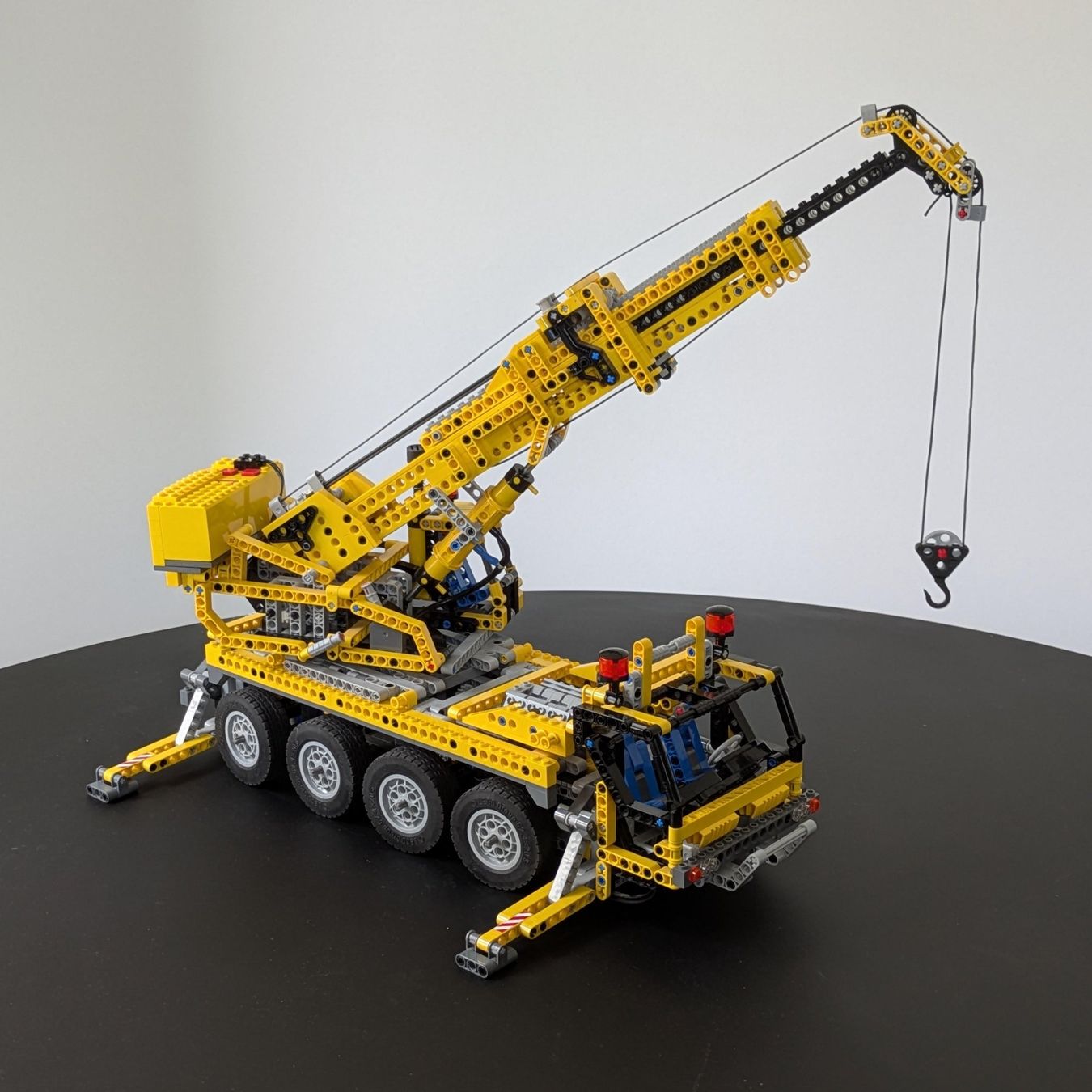 Lego Baukästen: LEGO TECHNIC 8421 - Mobile Crane (2005) with box – Gebraucht aus lausanne von searno 3