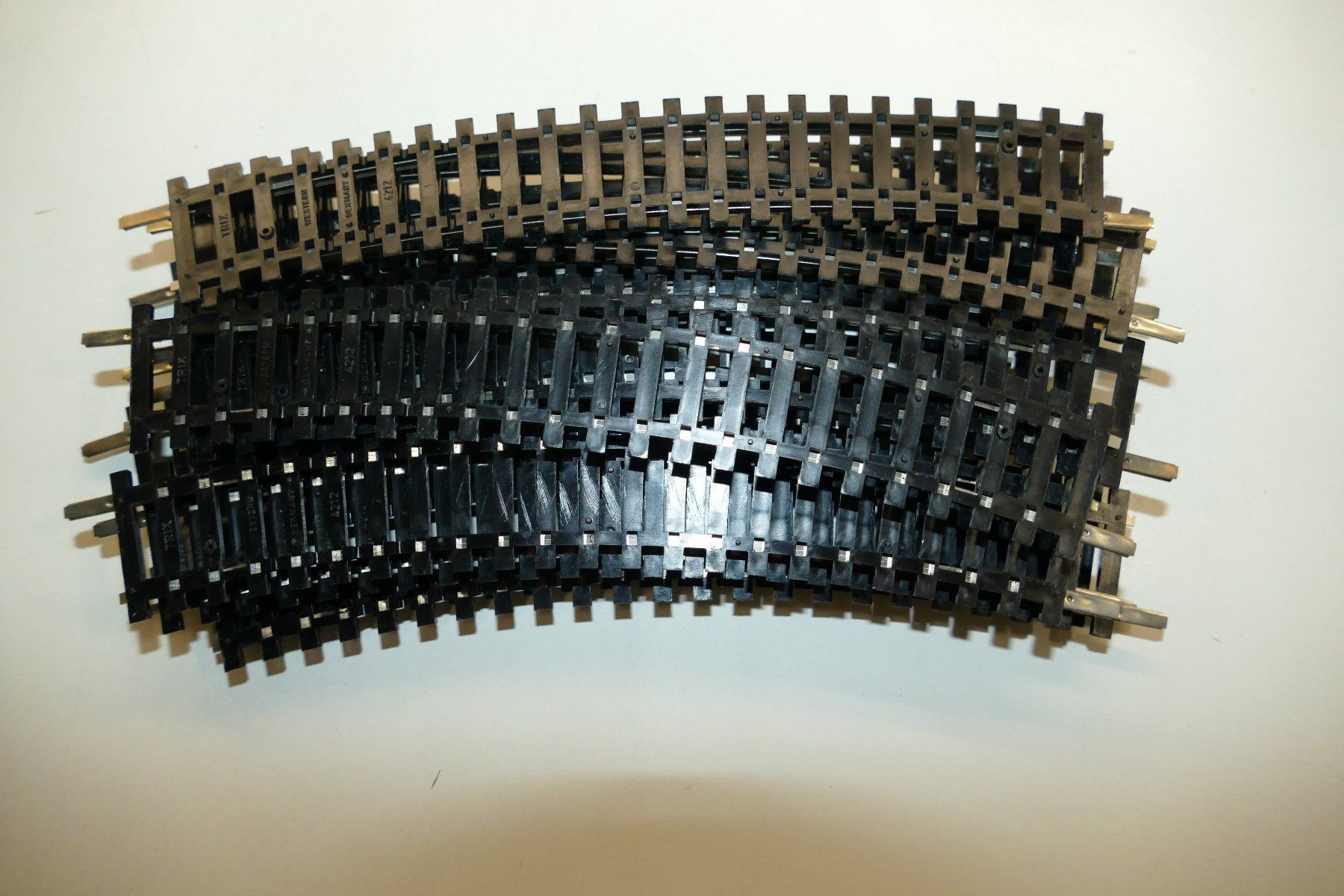Trix Modellini di ferrovie: Trix H0: 14xgebogenes Gleis R1 – Nuovo (secondo la descrizione) da Niederhasli venduto da rail-duerst 1