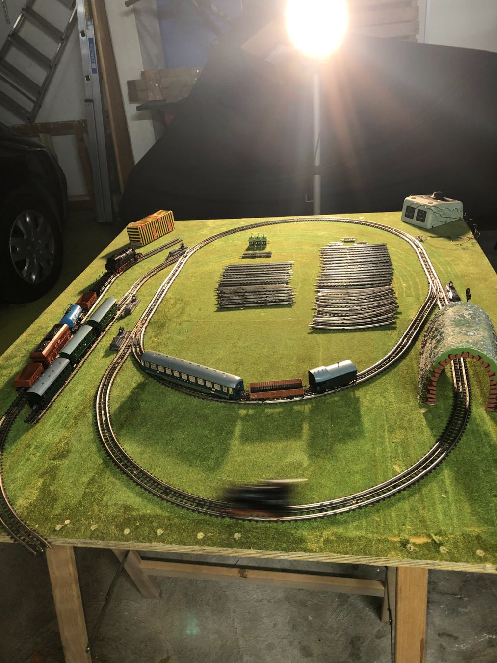 Trix Modelleisenbahnen: TRIX Express Konvolut aus den 1960 Jahren – Gebraucht aus Brüttisellen von Ereich 7