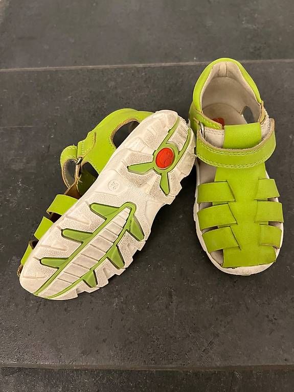 Scarpe per ragazzi: Sandalen Gr.24 – Usato da Mühlethurnen venduto da tex_7hkk 1