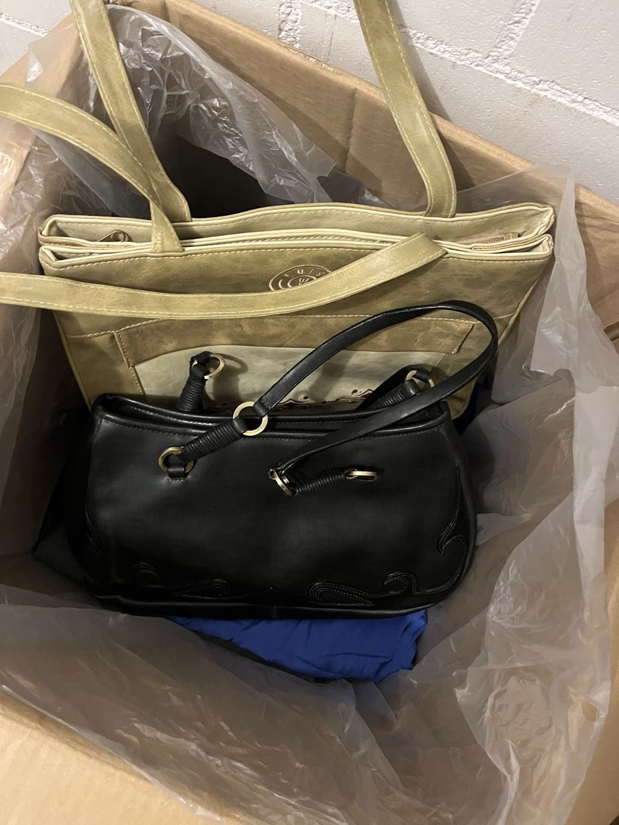 Lotti di vestiti: Kleider Paket – Usato da Brugg AG venduto da Ljubinka0410 4