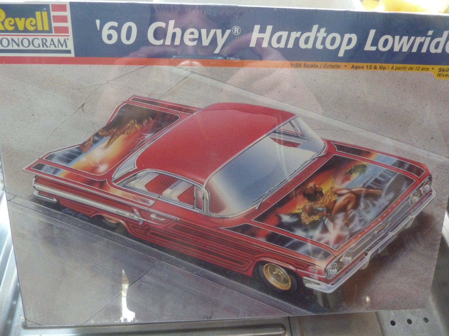 Revell Voitures modèles: 60 CHEVY – Neuf avec emballage d'origine à Balsthal par bouteliee