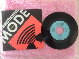 DEPECHE MODE ** BEHIND THE WHEEL