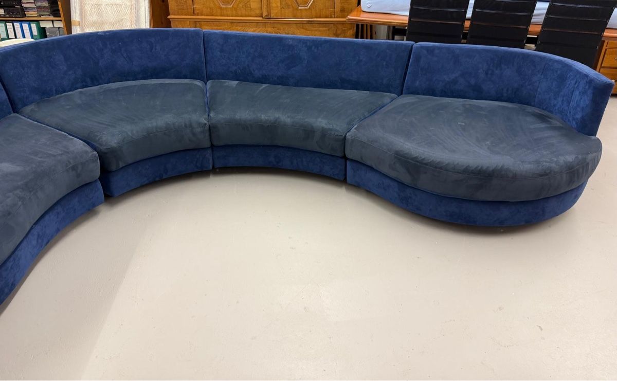 Sofas: Rundsofa blau Stoff Rolf Benz Alcantara – Gebraucht aus Regensdorf von sil_bj7d 3