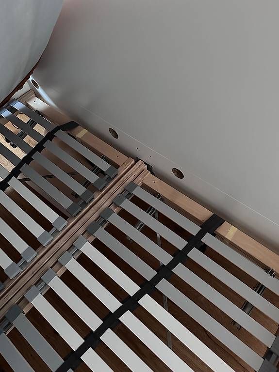 Ikea Letti: Bett Ikea Malm – Usato da Oberdorf SO venduto da liv_brf6 3