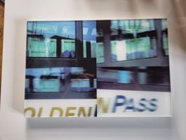 100 ans MOB, GoldenPass, page plexiglas, allemand, français