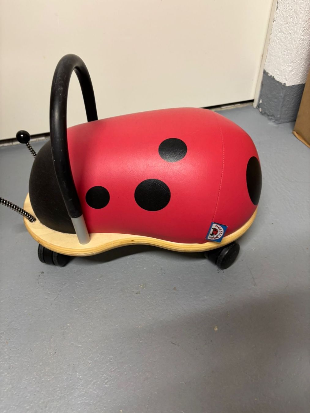 Fahrzeuge für Kinder: Wheely Bug Original – Gebraucht aus Wetzikon von Huguesim