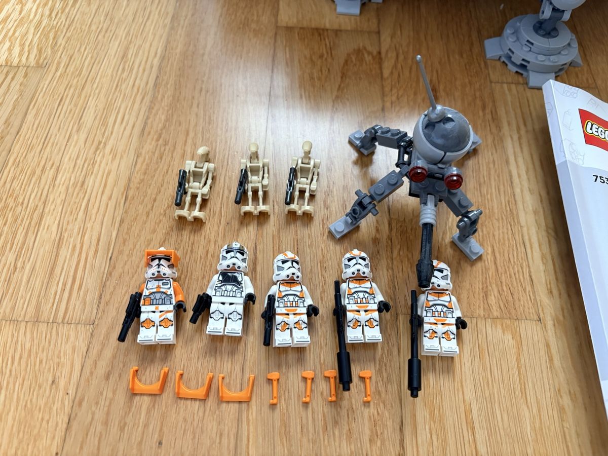 Lego Kit di costruzioni: Lego Starwars 75337 AT-TE – Usato da Eich venduto da Vauclair 3