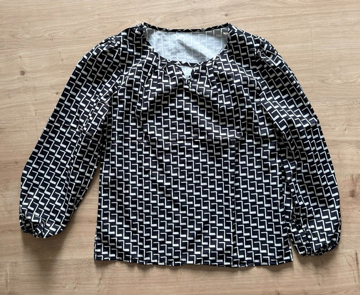 Camicette: Bluse Schwarz Damen M – Usato da LUZERN venduto da Supigers
