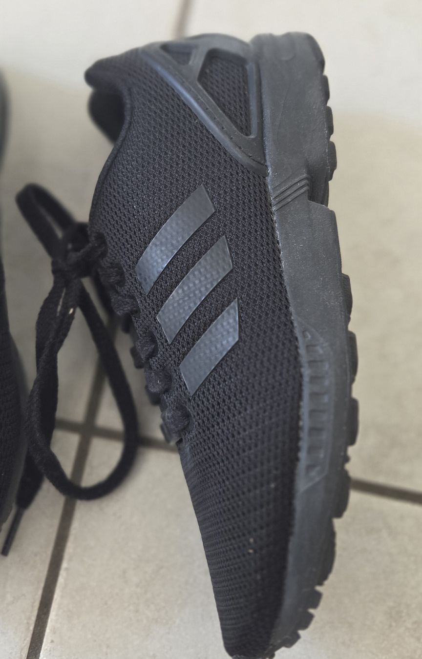 Adidas Scarpe da donna: Adidas Gr. 37 – Usato da Lyss venduto da Urma5 1