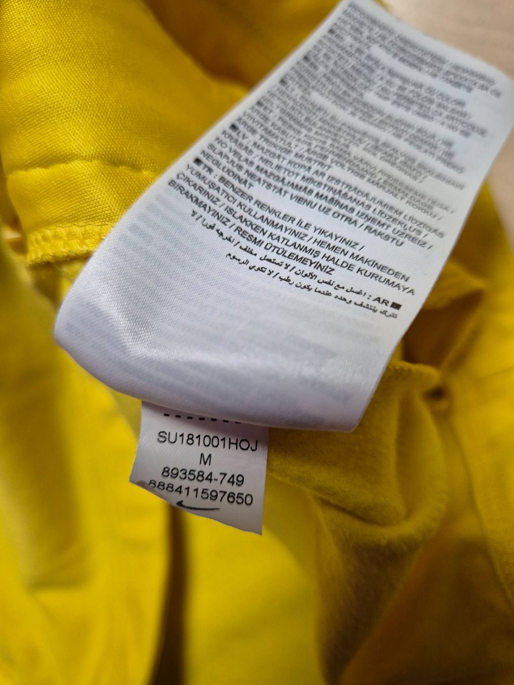 Nike Giacche: Nike 2018 Brasilien Anthem Jacke Gr. M – Nuovo (secondo la descrizione) da St. Gallen venduto da CaliSunshine 5