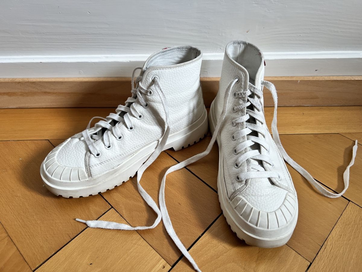 Levi's Scarpe da donna: Levi's Sneaker Weiss Gr. 39 – Usato da Zürich venduto da len_2rmp 1