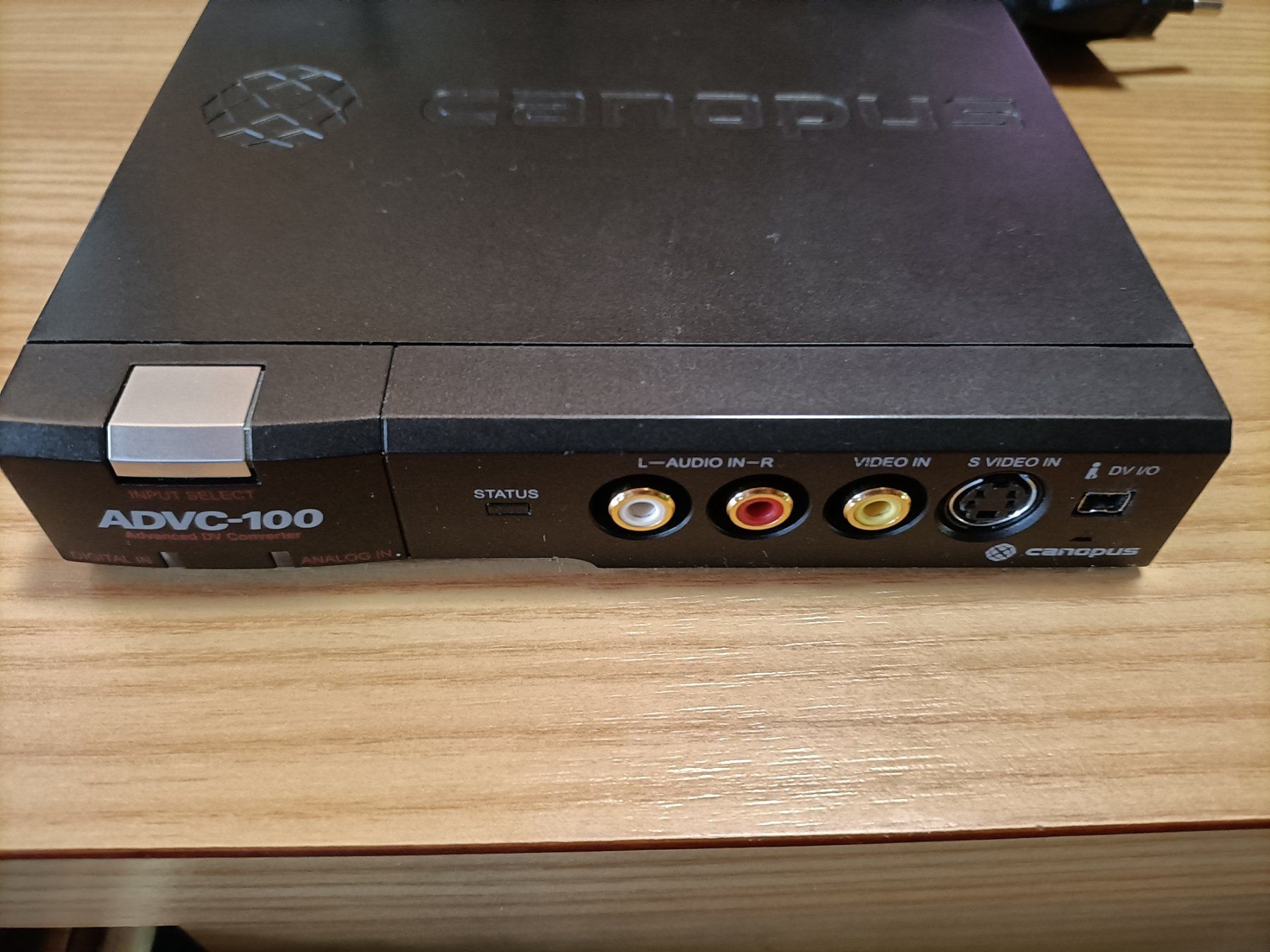 Convertitori: Canopus ADVC-100 Analog / Digital Video Converter Set – Usato da Schöftland venduto da Snacketti7 3