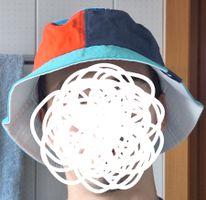 Sonnenhut / Kopfbedeckung / Sonne / Schutz / Sonnenschutz