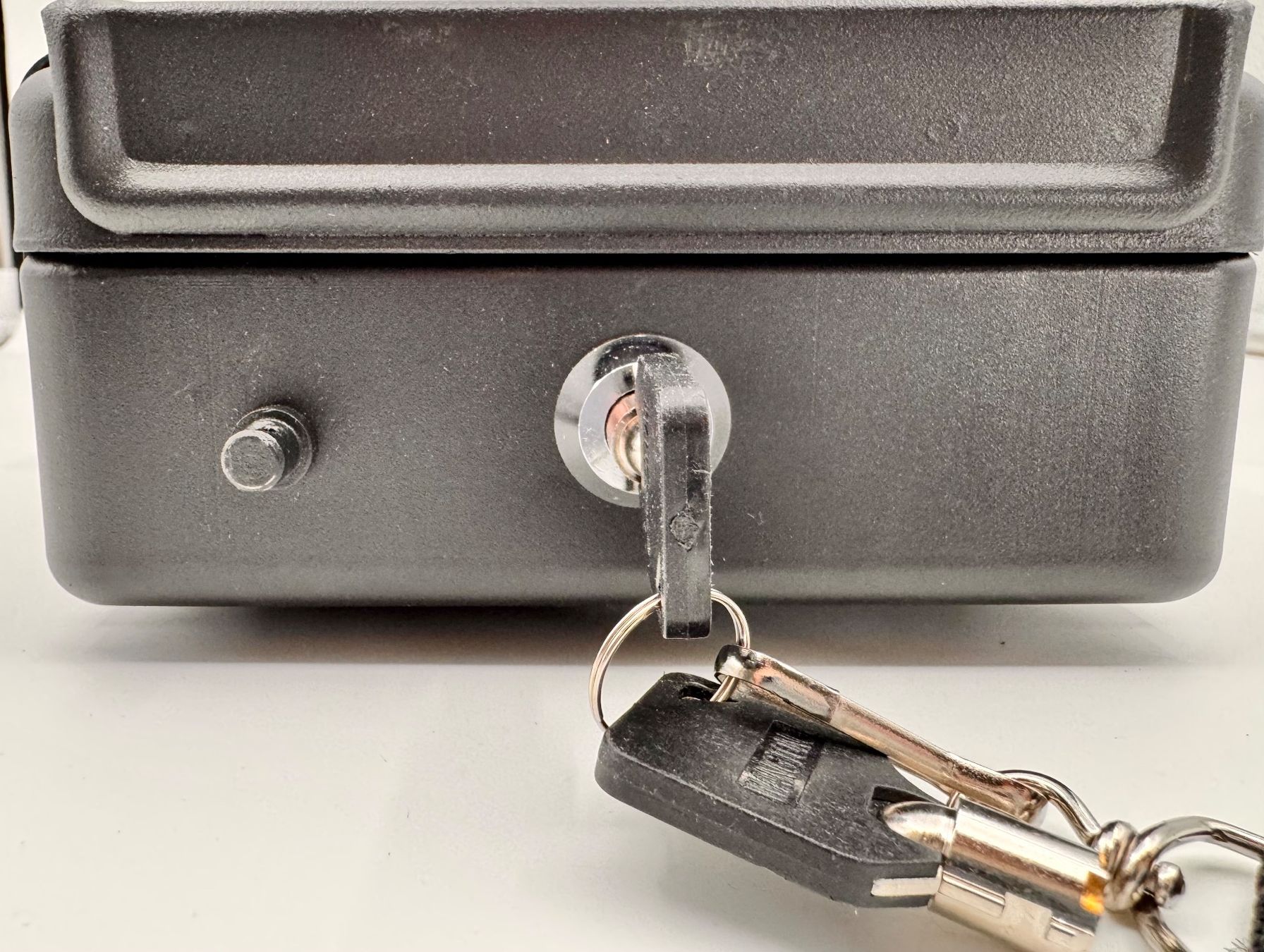 Tresor: Schlüsseltresor klein Neu – Neu (gemäss Beschreibung) aus Hermetschwil-Staffeln von Mobile2013 1