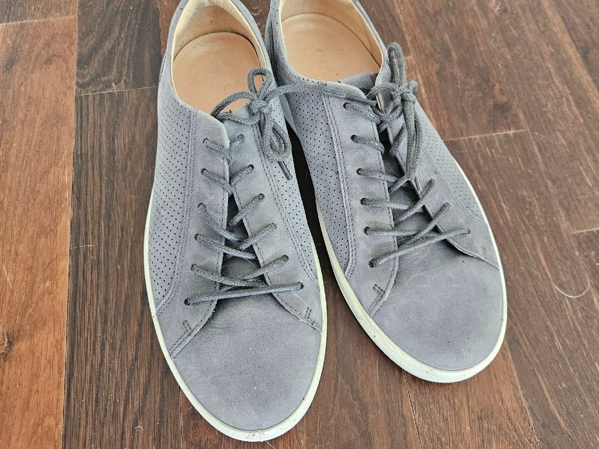 Ecco Scarpe da uomo: Ecco soft 8m sneakers – Nuovo (secondo la descrizione) da Affoltern am Albis venduto da Katarinushka
