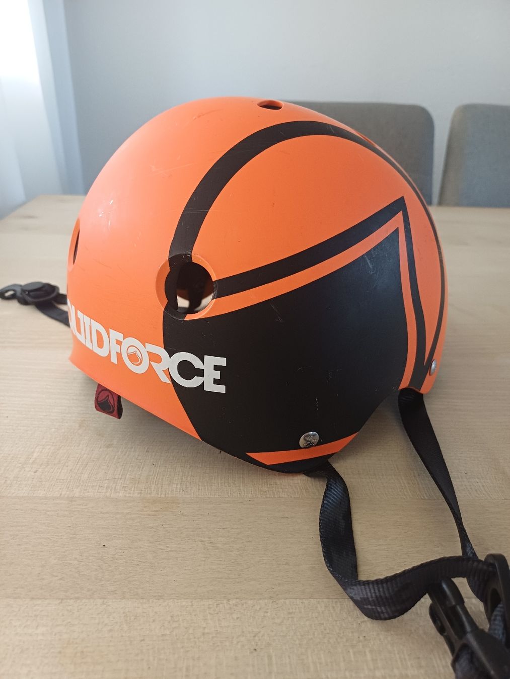 Casques: Wakeboardhelm – D'occasion à frauenfeld par _Plies_ 3
