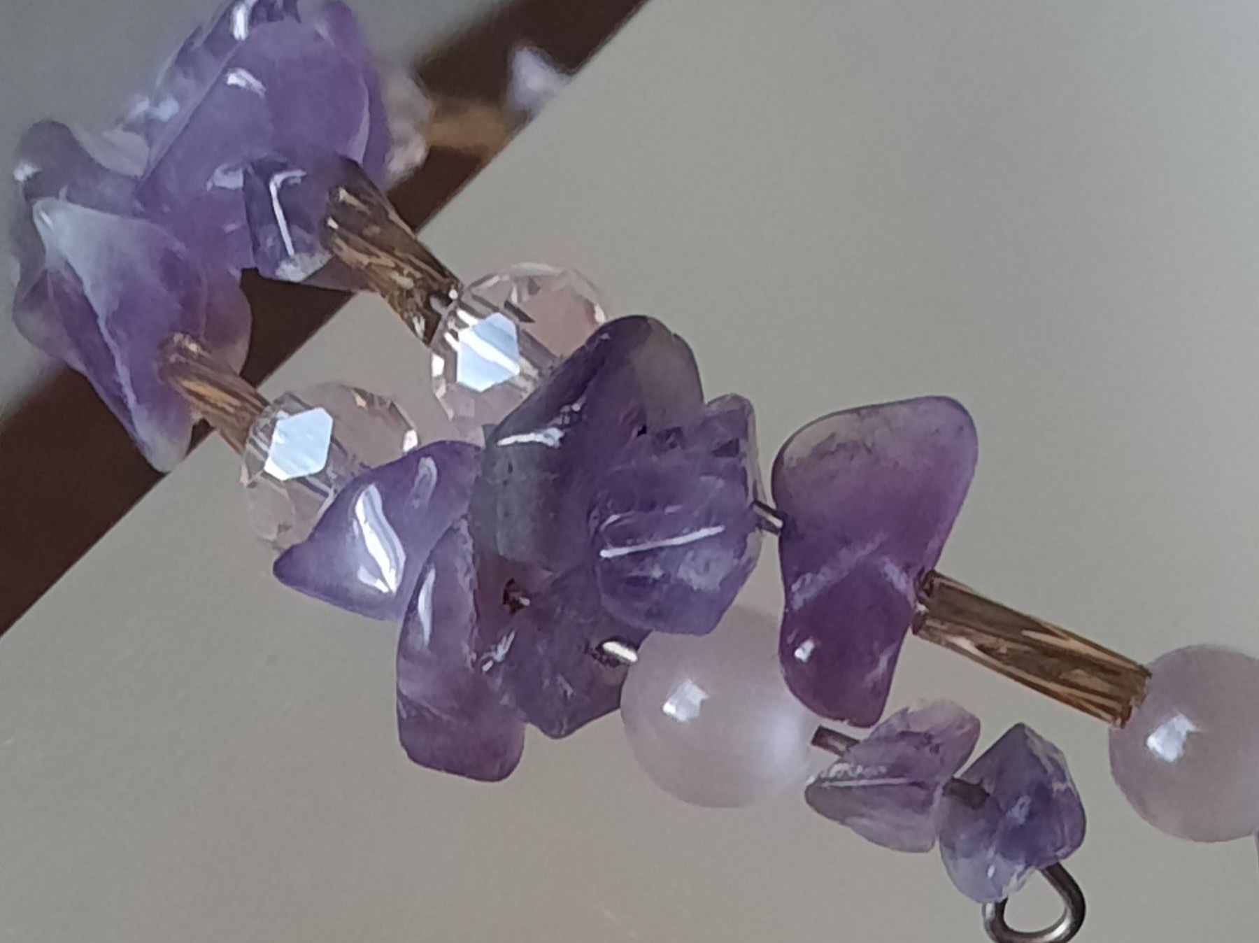 Bracciali & Braccialetti: Handgefertigtes Amethyst-Armband - Einzigartiges Design! – Nuovo (secondo la descrizione) da Solothurn venduto da lsc_pf99