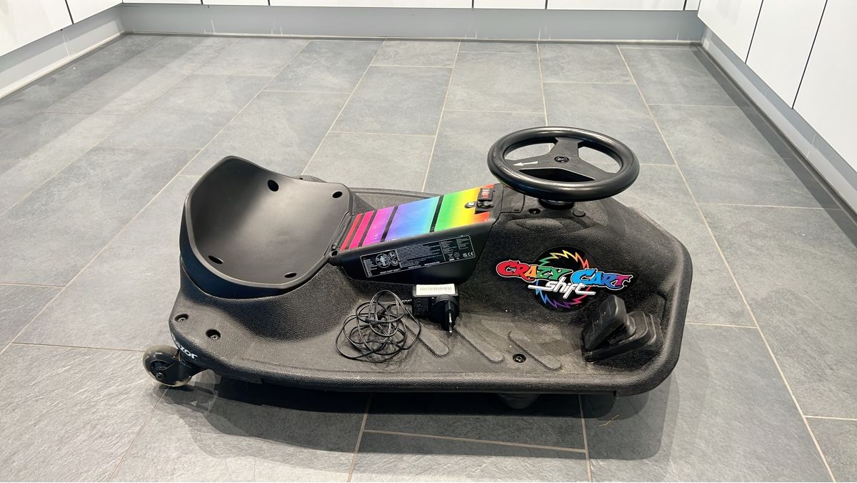 Go-Kart: Razor Crazy Cart Shift electric kart – Usato da Zürich venduto da JuneBaby12