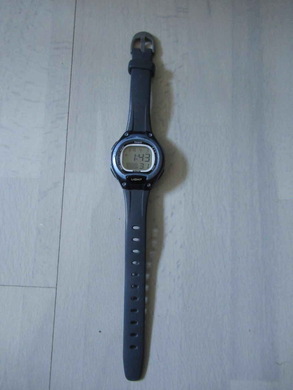 Casio Uhren: Casio Digital Uhr LW-203. Ideal für Sport, Kids, etc... – Gebraucht aus Binz von Hailqueen