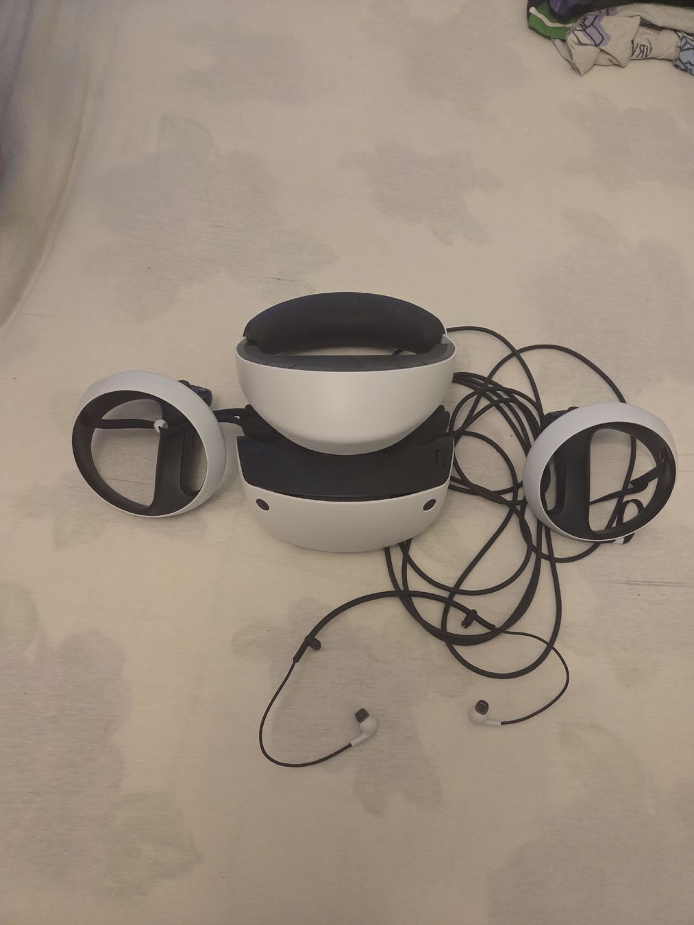 Sony Casque VR: vr2 brille ps5 – D'occasion à Oberglatt ZH par mir_k7mm