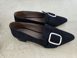 elegantes Paar marineblaue Damen-Slipper 