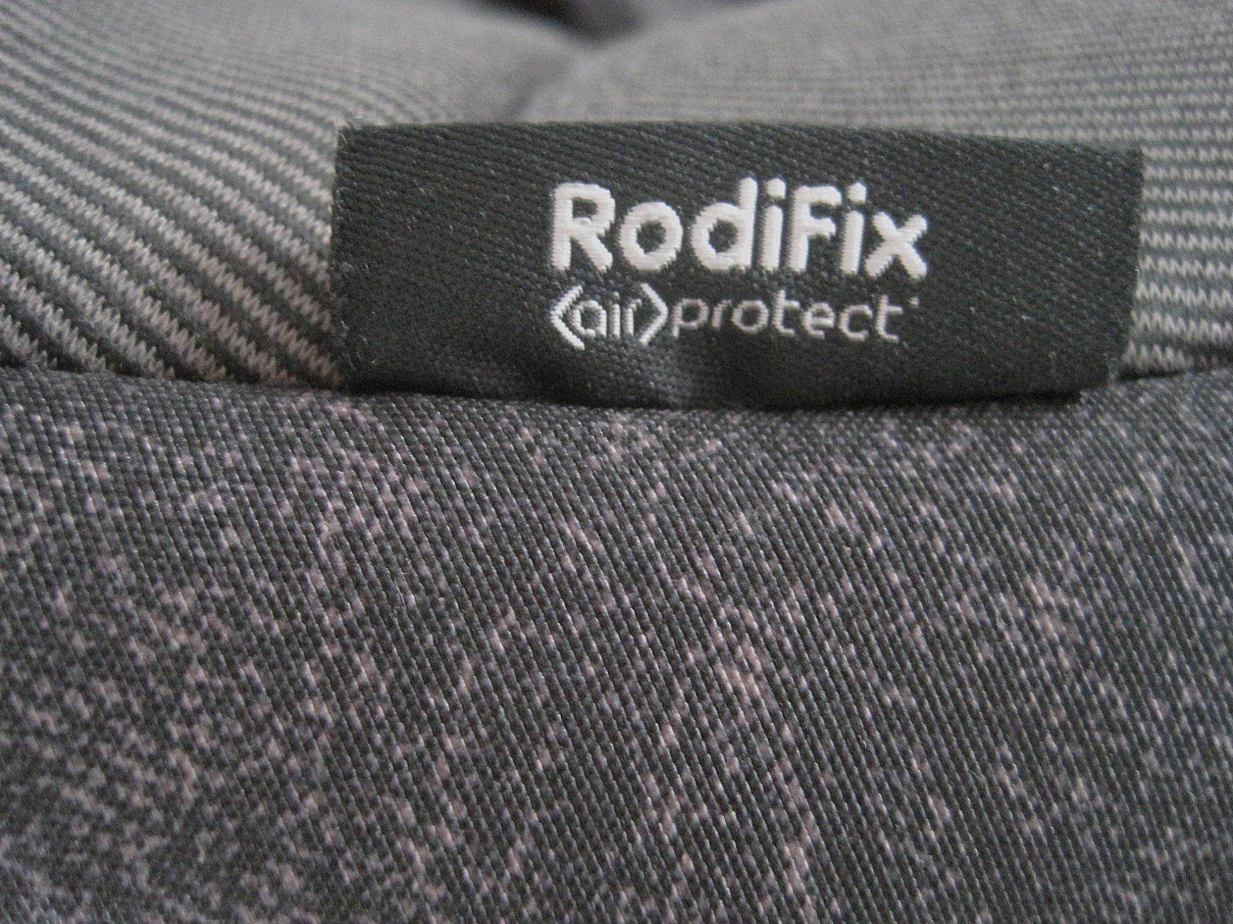 Maxi-Cosi Seggiolini per auto: Maxi-Cosi RodiFix Pro – Kinderautositz – Usato da Rickenbach Sulz venduto da Sodeli23 6