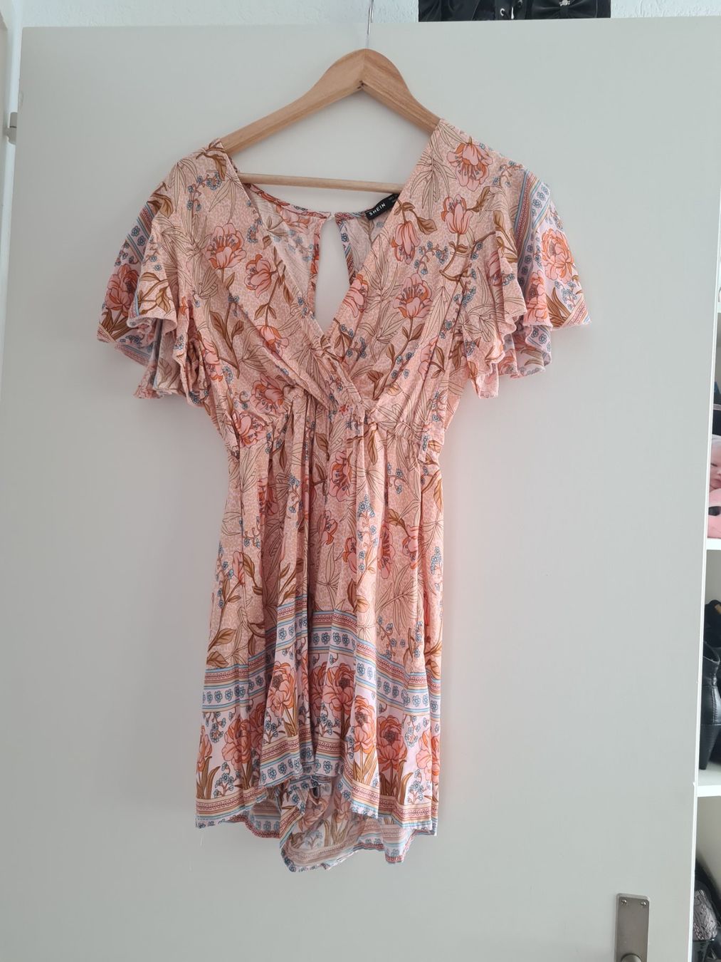 Shein Tute: Jumpsuit kurz – Usato da Zollikofen venduto da melanie057