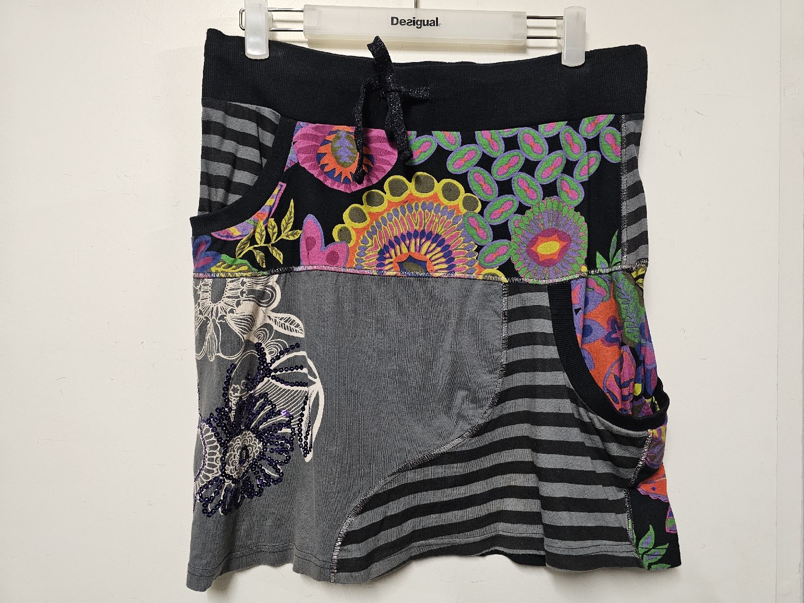 Desigual Gonne: Jupe Desigual/Originale/Multicolore/Stylée/Coton/Taille:40 – Nuovo (secondo la descrizione) da Basel venduto da Paloma6261