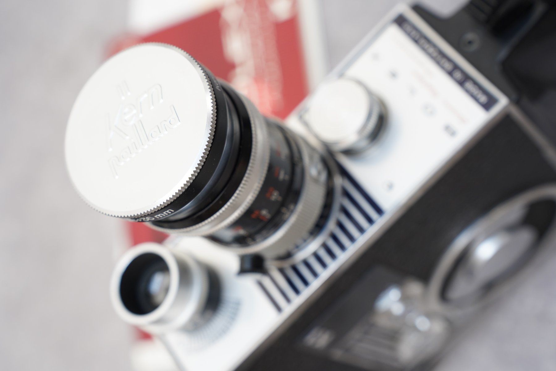 Bolex Caméscopes: Caméra de cinéma Paillard-Bolex K1 – D'occasion à Bulle par ABELiAM 6