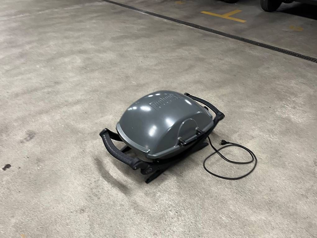 Grills: Weber Elektro grill – Gebraucht aus Bremgarten b. Bern von Rebollo1 1