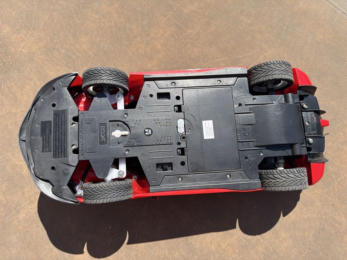 Modellautos: Ferrari La Ferrari - 38cm lang – Gebraucht aus Wolfwil von Rolex1 5