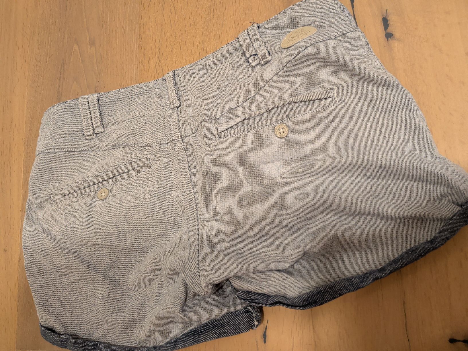 Pantaloni: ragwear shorts damen Gr. 29 – Usato da Mörschwil venduto da nemo1975 2