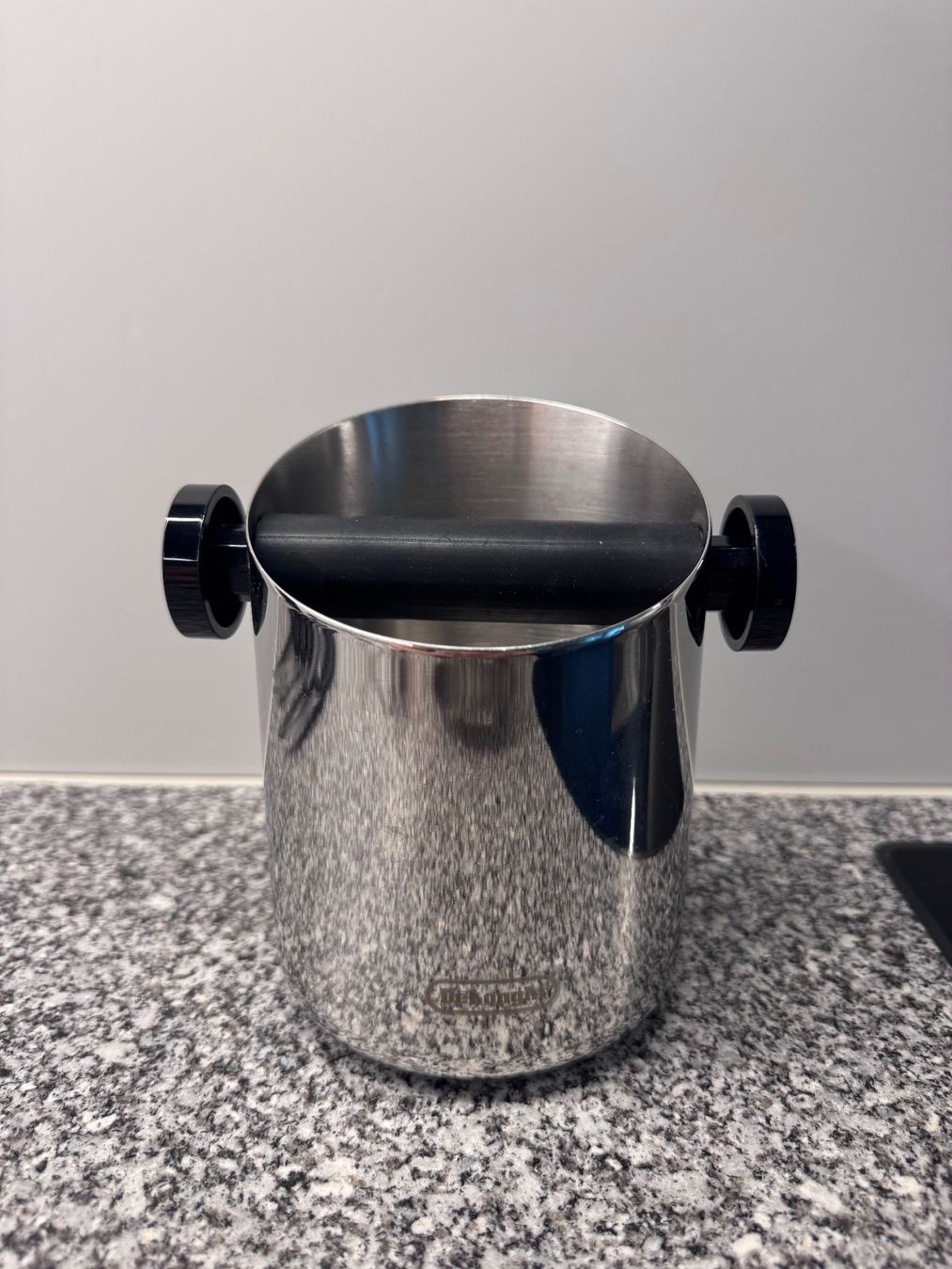 De'Longhi Appareils de cuisine: Abklopfbehälter DeLonghi – D'occasion à Wil SG par olivia307