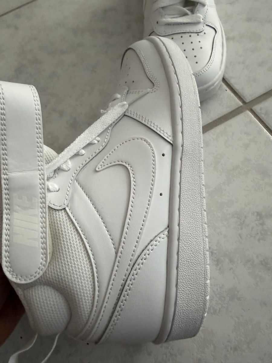 Nike Scarpe da uomo: Nike Turnschuhe weiss Grösse 36.5 – Nuovo (secondo la descrizione) da Turgi venduto da ku-vo01 2