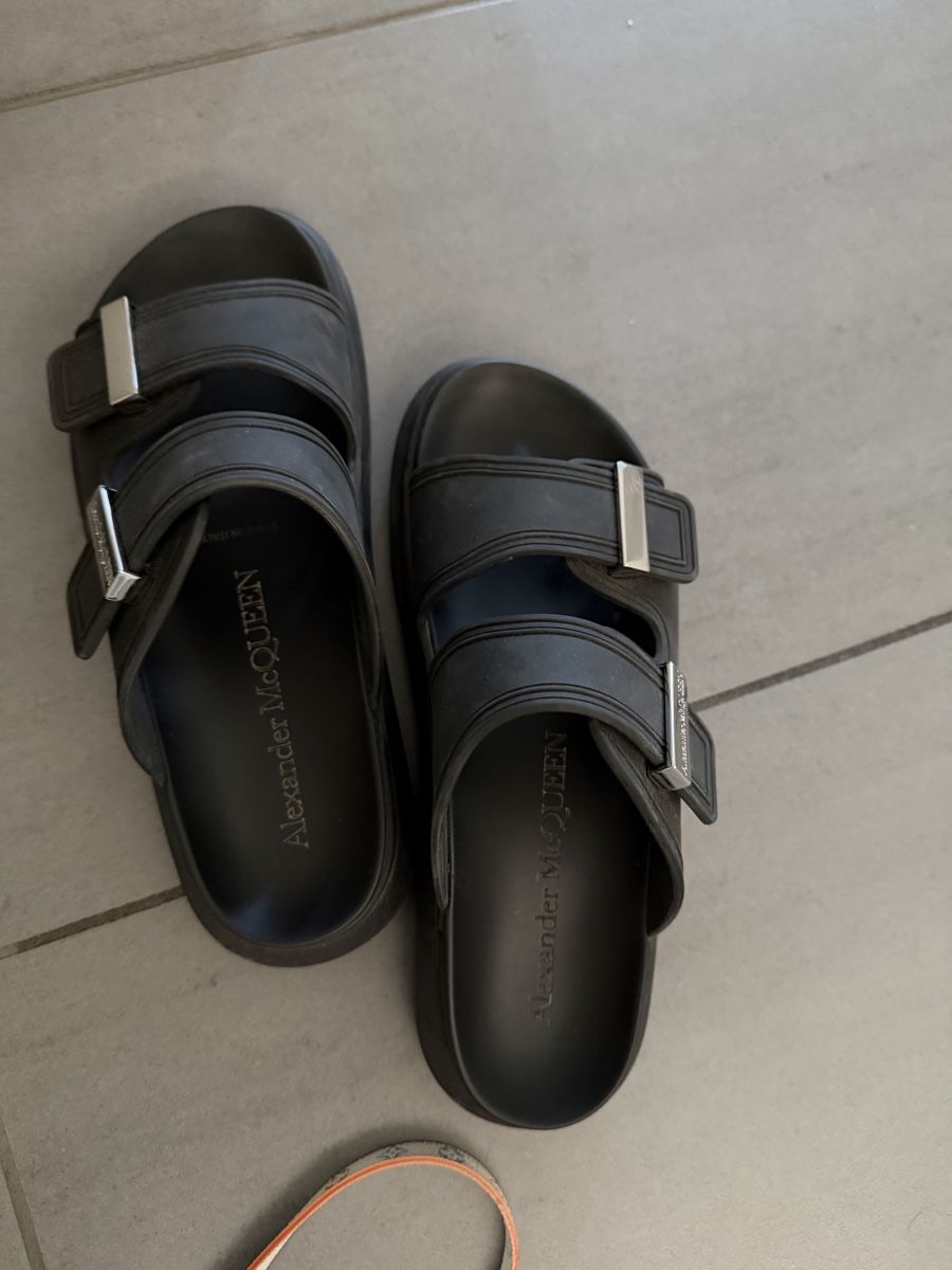 Alexander Mcqueen Chaussures femmes: Original Alexander McQueen Sommer Schuhe  – D'occasion à Allschwil par Figidindia