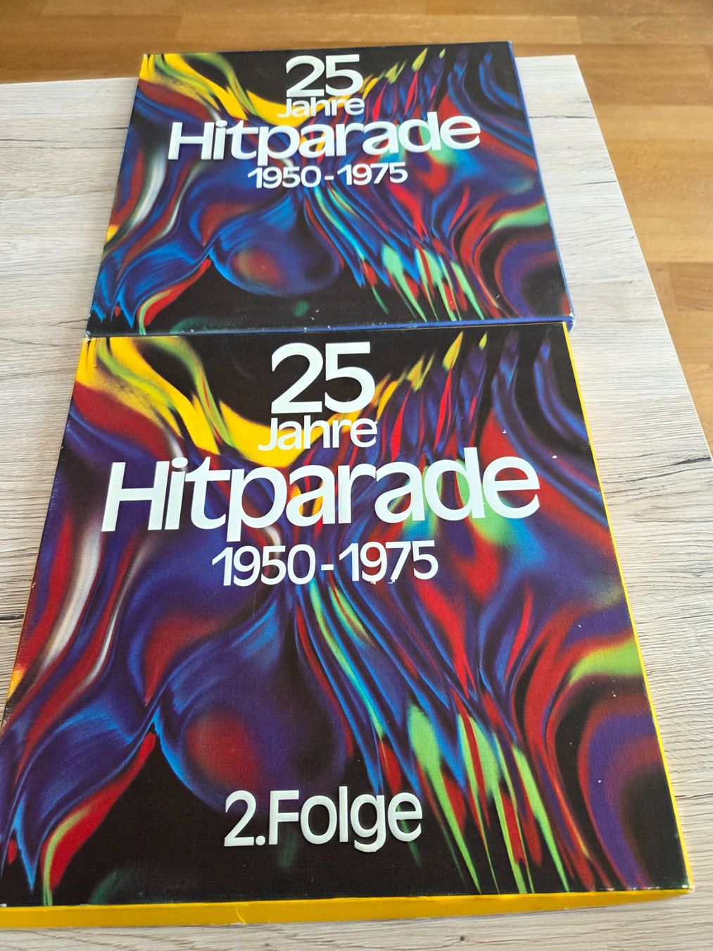 Dischi in vinile: 15 Schallplatten, Hitparaden ecc., mit gegen 200 Titel – Usato da Luzern venduto da Stachi6