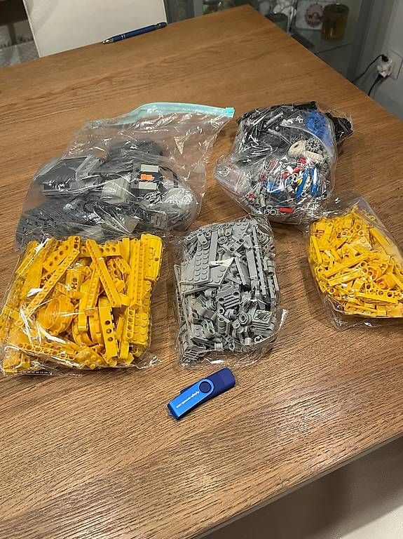 Lego Kit di costruzioni: Bulldozer 8275 – Usato da Olten venduto da Einwegparadies 2