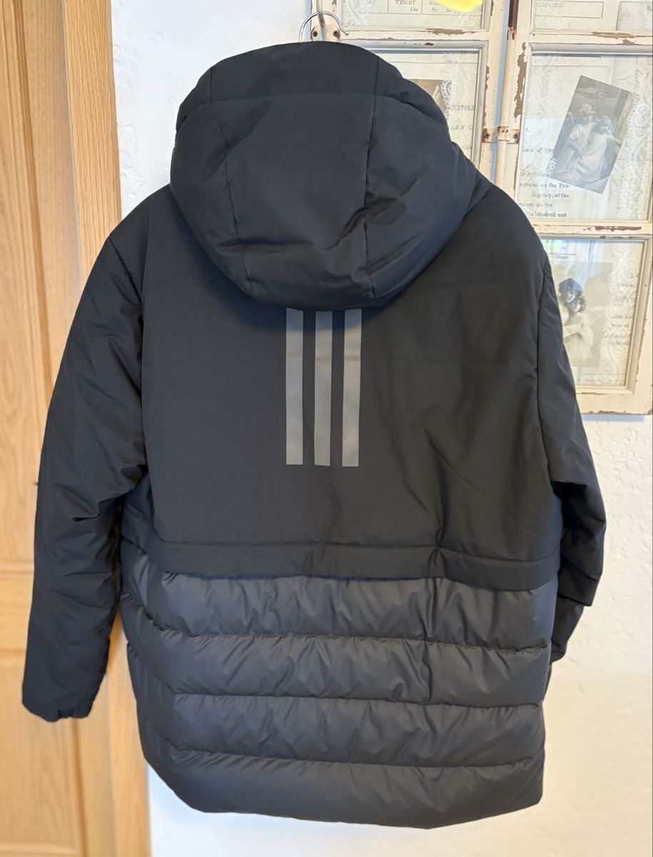 Adidas Giacche: Adidas Daunenjacke  – Nuovo (secondo la descrizione) da Oberentfelden venduto da luvita 1