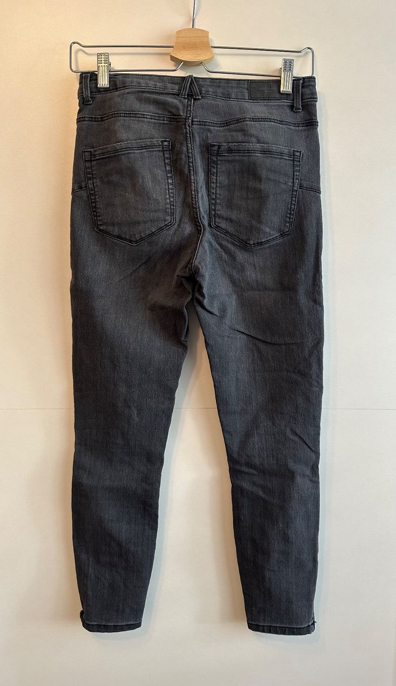 Vero Moda Jeans: Skinny Jeans, Vero Moda, Grösse S – Usato da Gachnang venduto da mih_7dkp 1