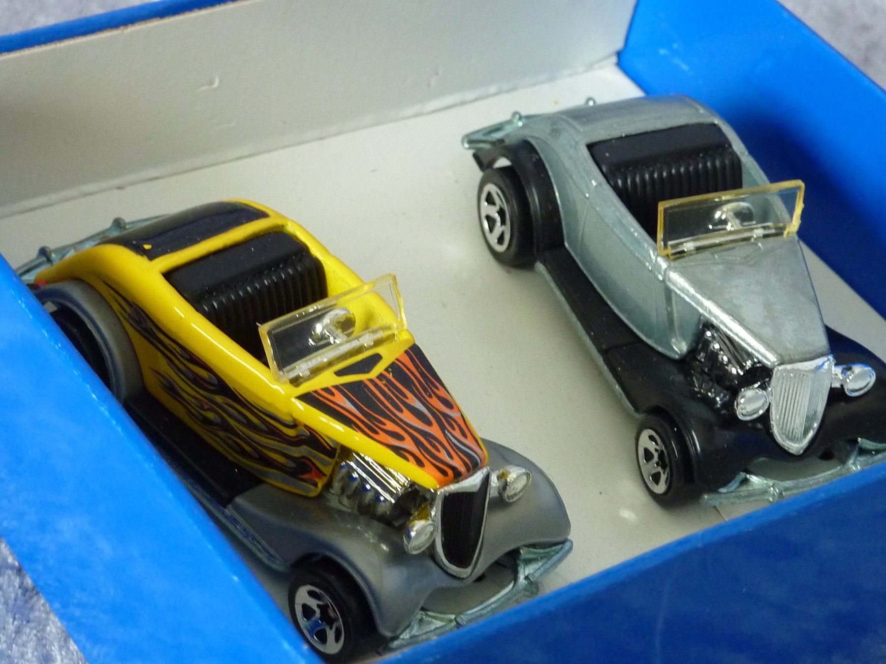 Hot Wheels Modellautos: Ford Roadster 1933 Set 1:64 – Neu (gemäss Beschreibung) aus Dürrenäsch von Cobra1ch